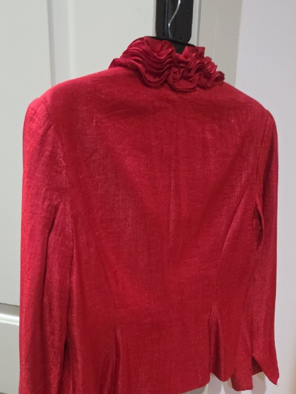 Victor Costa Red Ruffle Front Blouse - Picture 4 of 6